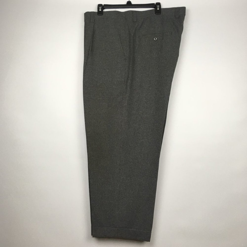 Steve Harvey Celebrity Glen Plaid 46/30  NWOT